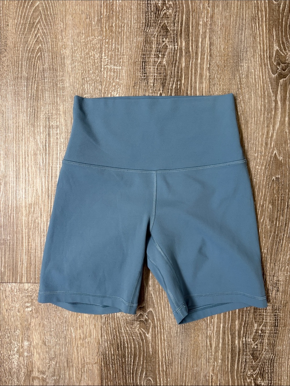 Lululemon Align Shorts 6”